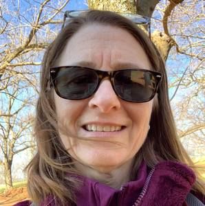 Meet your Posher, Connie